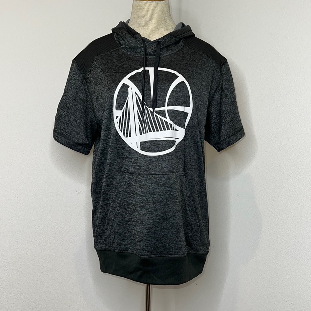 🔹 Adidas Warriors Short Sleeve Hoodie